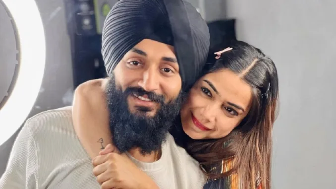 Punjab's 'Kulhad Pizza' Couple leaked video